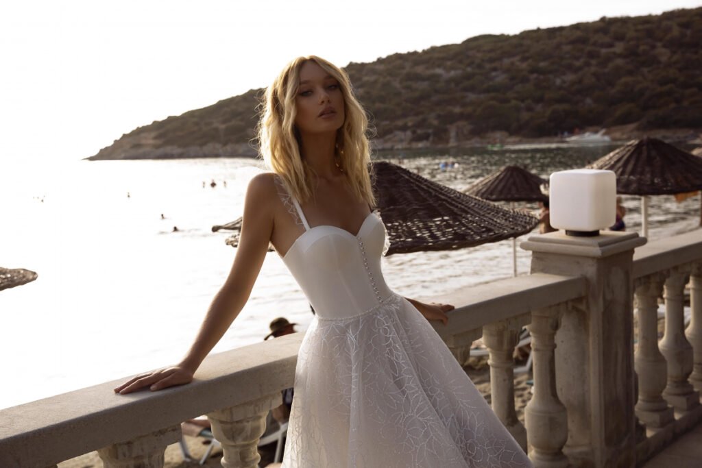 The Ultimate Guide to Choosing Your White Corset Wedding Dress 1
