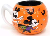 Theme Parks Minnie Mickey Not-So-Scary